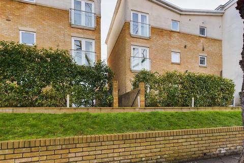 Florence Avenue, Enfield 2 bed flat for sale