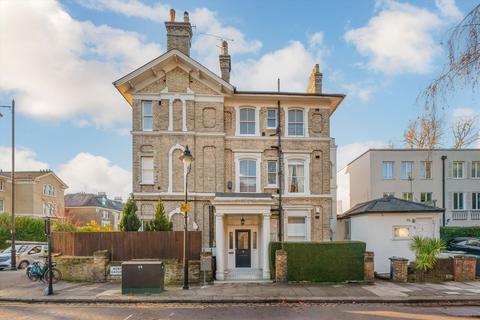 North Grove, London N6 2 bed flat for sale