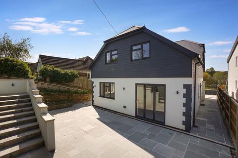 Snodhurst Avenue, Chatham 4 bed detached house for sale