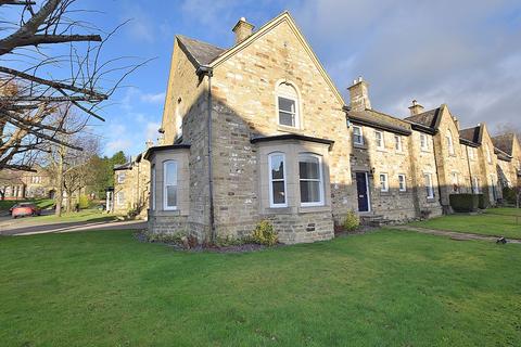 Lyons Road, Richmond 4 bed end of terrace house for sale