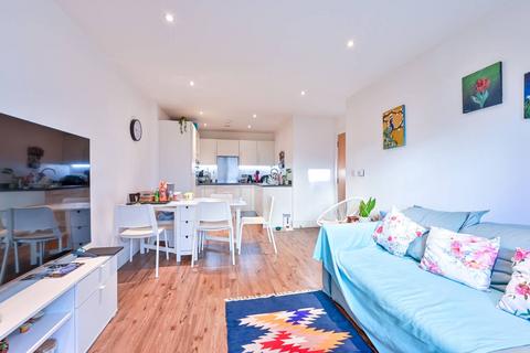 Austen House, Guildford, GU1 2 bed flat for sale
