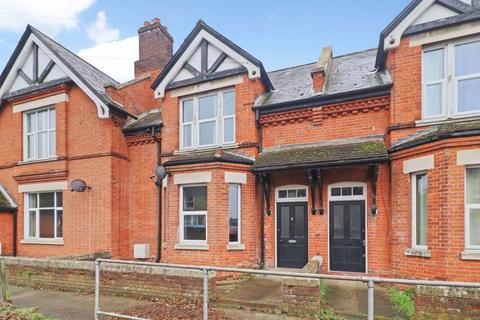 St. Martins Terrace, Canterbury CT1 6 bed terraced house for sale