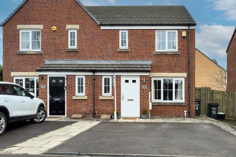 Harley Head Avenue, Lightcliffe, HX3 8FA 3 bed semi