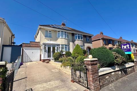 41 Fairfield Road, Bridgend, CF31 3DT 3 bed semi