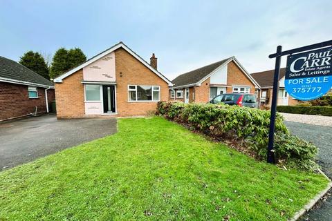 Deakin Avenue, Brownhills, Walsall... 2 bed detached bungalow for sale