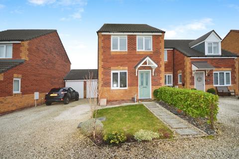 Spinnaker Road, Chesterfield S43 3 bed semi