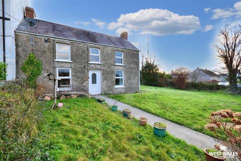 Middle Street, Rosemarket, Milford Haven 3 bed semi