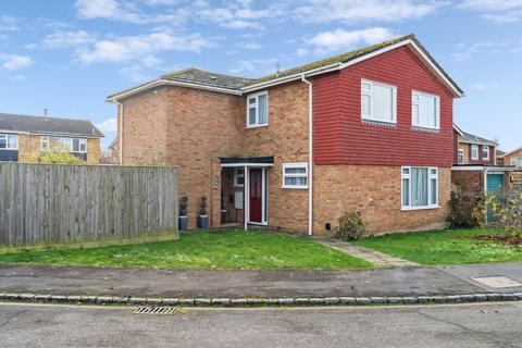 Cleavers, Chinnor OX39 5 bed detached house for sale