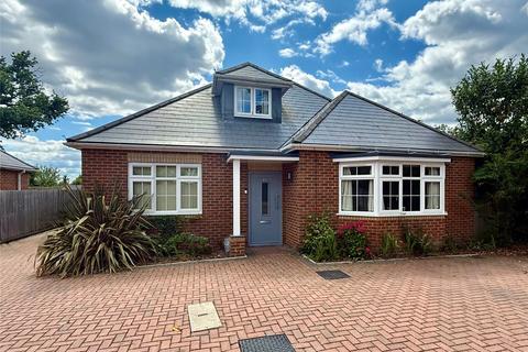 Woolsbridge Road, St Leonards... 3 bed bungalow for sale