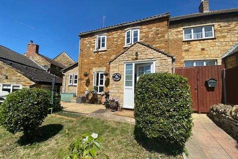 Church Street, Market Harborough LE16 2 bed end of terrace house for sale