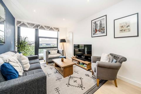 Fairfield Road, London E3 1 bed flat for sale