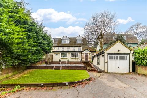 Robbery Bottom Lane, Oaklands... 4 bed semi