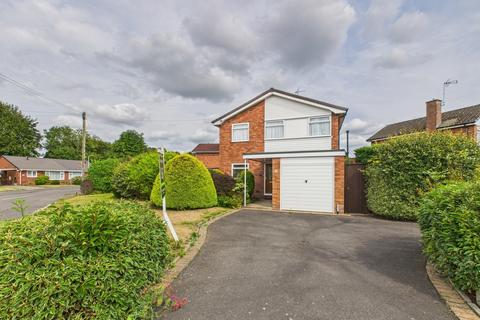 Rowan Road, Market Drayton, Shropshire 4 bed detached house for sale