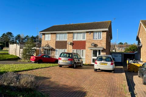 Stone Hill Court, The Arbours... 3 bed semi