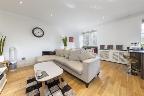 Courtfield Road London SW7 3 bed flat for sale