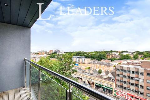 Wootton Mount, Bournemouth, Dorset 2 bed apartment for sale