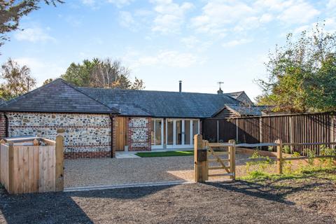 Hoe Lane, Flansham, West Sussex 2 bed barn conversion for sale