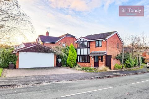 Hawkesmoor Drive, Lichfield, WS14 4 bed detached house for sale