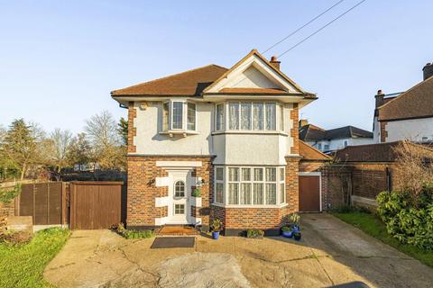 Woodyates Road, Lee 3 bed detached house for sale