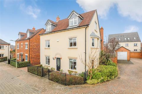 18 Hazledine Way, Bridgnorth, Shropshire 5 bed detached house for sale