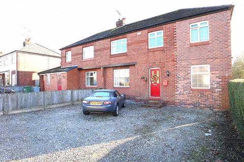 Springfield Road, Macclesfield 4 bed semi