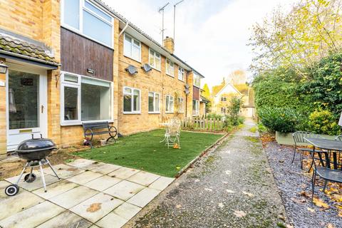 Luton Road, Hertfordshire AL5 2 bed apartment for sale