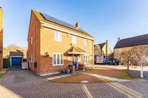 Fritillary Drive, Wymondham 4 bed detached house for sale