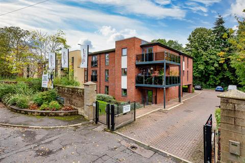 52 Thorneycroft, Wood Road... 2 bed retirement property for sale