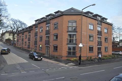 Margaret Street, Stone 2 bed apartment for sale