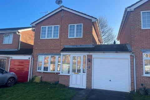 Hare Close, Buckingham 3 bed link detached house for sale