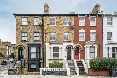 Graham Road, London E8 1 bed flat for sale