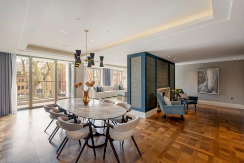 Ebury Square, Belgravia 4 bed flat for sale