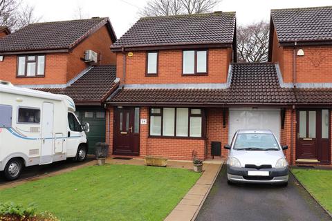 Gilpin Crescent, Pelsall 2 bed link detached house for sale