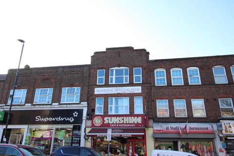 Central Road, Worcester Park KT4 2 bed flat for sale