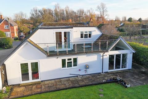 Worminghall, Buckinghamshire 5 bed detached house for sale