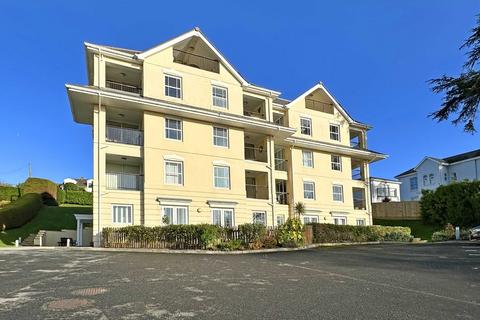 First Drive, Teignmouth 2 bed apartment for sale
