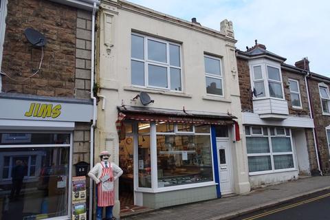 Trelowarren Street, Camborne