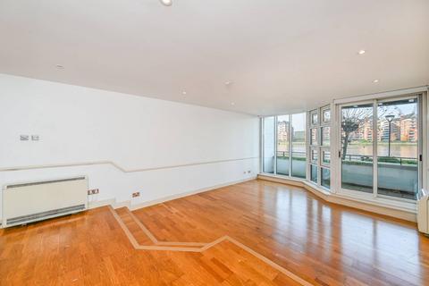 Prices Court, Cotton Row, Battersea... 2 bed flat for sale