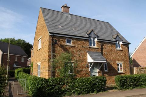 Milcombe,  Banbury,  OX15 4 bed semi