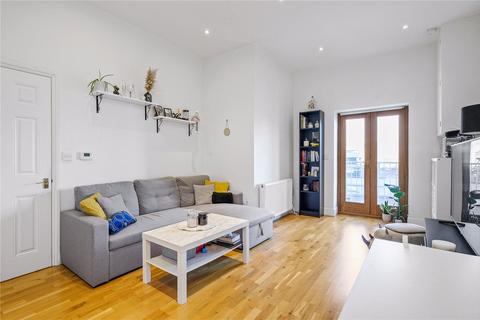 Holloway Road, Holloway, Islington... 1 bed apartment for sale