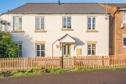 Listers Place, Cinderford GL14 3 bed semi