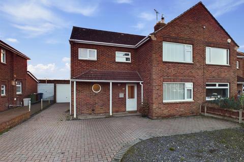 Chosen Drive, Churchdown, Gloucester 3 bed semi