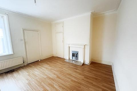 Byker Terrace, Newcastle Upon Tyne 2 bed apartment for sale