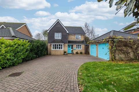 Hadrian Gardens, Ashford, TN23 4 bed detached house for sale