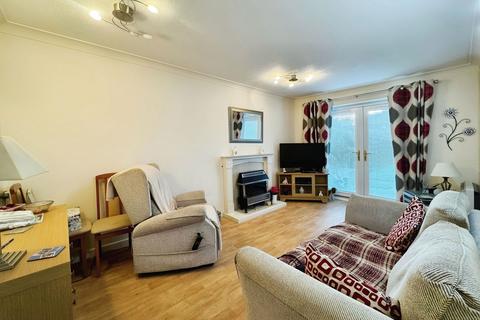 Flat 2 Ty Gwylfa, Sandy Lane... 1 bed ground floor flat for sale