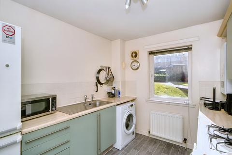 Parkgrove Loan, Edinburgh, EH4 2 bed flat for sale