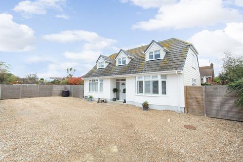 Faversham Road, Whitstable, CT5 4 bed detached house for sale