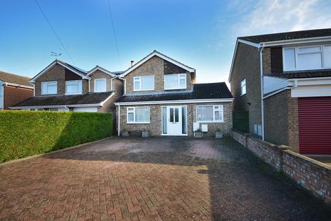 Catlow Close, Raunds 4 bed detached house for sale