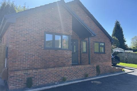 2 bedroom detached bungalow for sale