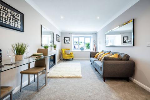 Allingham Court, Farncombe... 1 bed flat for sale